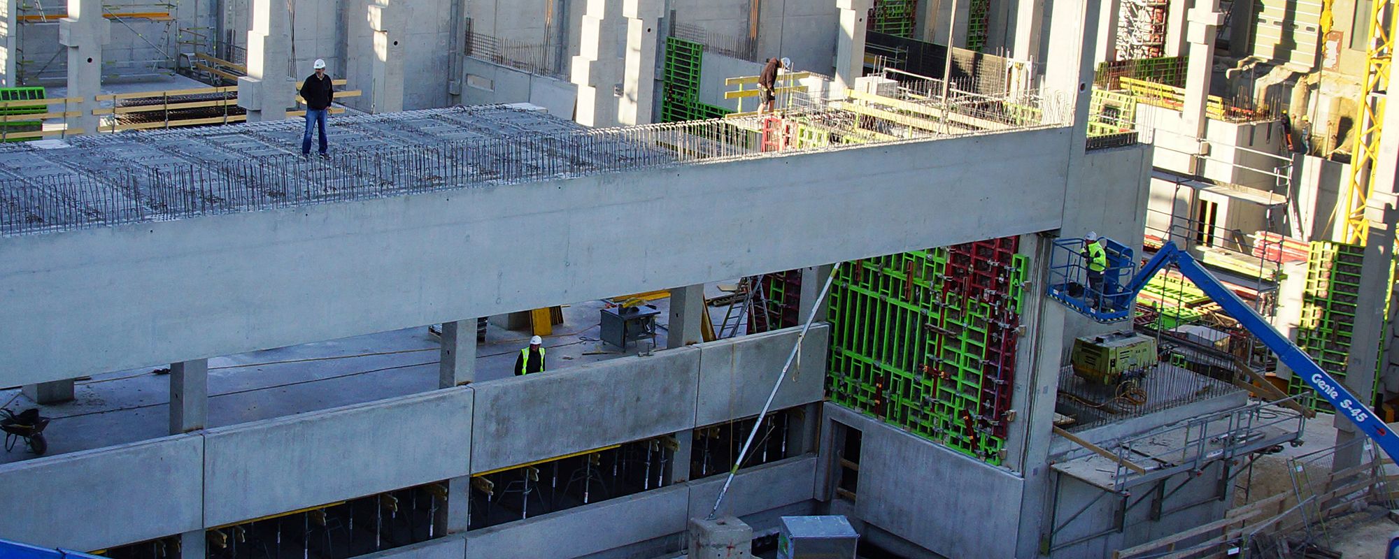FIRMENERWEITERUNG DER AALENER ISO-CHEMIE IN VOLLEM GANGE